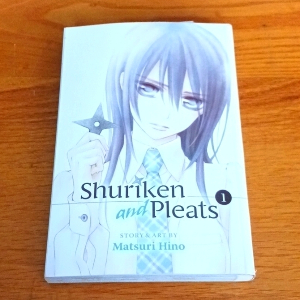 Shuriken and Pleats Volume 1